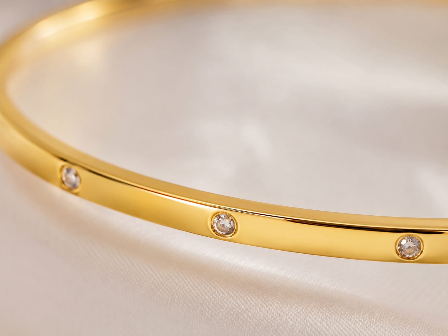 Golden Hexa Spark Bracelet